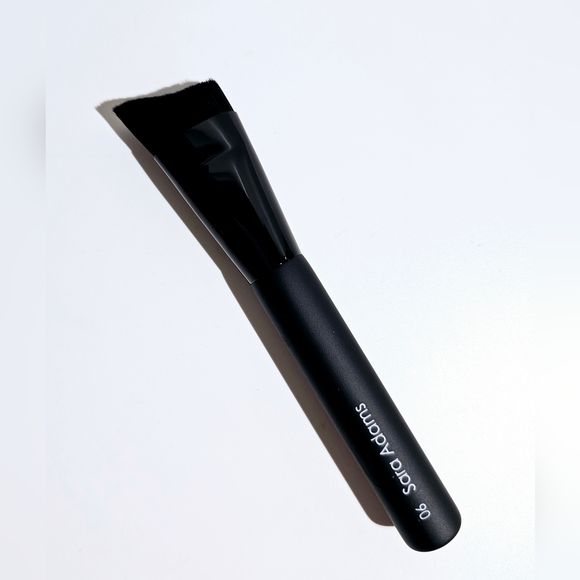 Sara adams cosmetiques Maxi Flat Contouring Angled Brush #06 - Picture 3 of 6